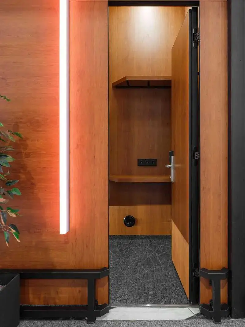 gettsleep-terminal-b-yin-yang-miniroom-exterior