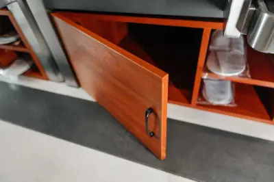 GettSleep 톨마체보 노보시비르스크 솔로 포드 개인 수하물 사물함