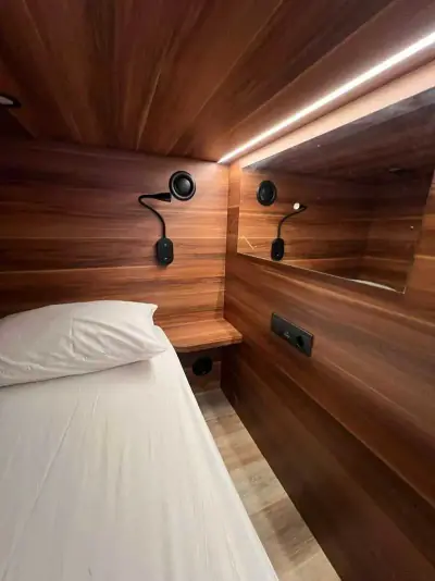 GettSleep Comfort capsule interior mirror and lamp Terminal B Sheremetyevo