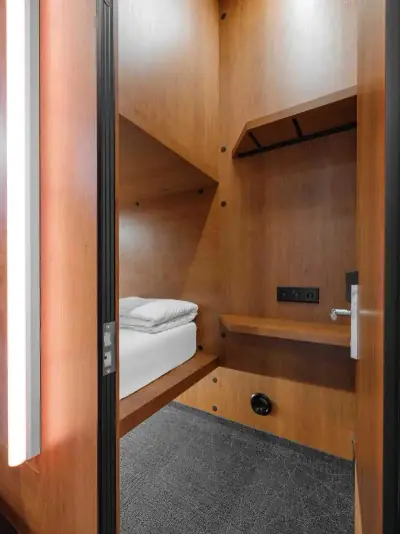 Interior minihabitación Yin-Yang inferior GettSleep Terminal B Sheremetyevo