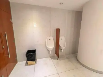 Interior cabina ducha GettSleep cortina ducha lluvia cenital Terminal C