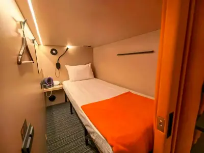 GettSleepカプセル 電源・USBコンセントブロック ターミナルB出発 シェレメーチエヴォ