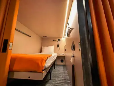 GettSleepカプセル 読書灯内装 ターミナルB出発エリア シェレメーチエヴォ