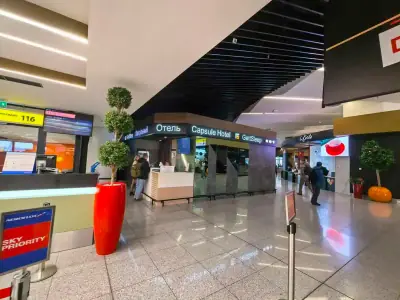 Espacio almacenaje interior cápsula Comfort superior GettSleep Terminal B salidas