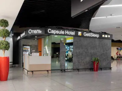 Vista exterior mostrador recepción GettSleep Terminal B zona salidas