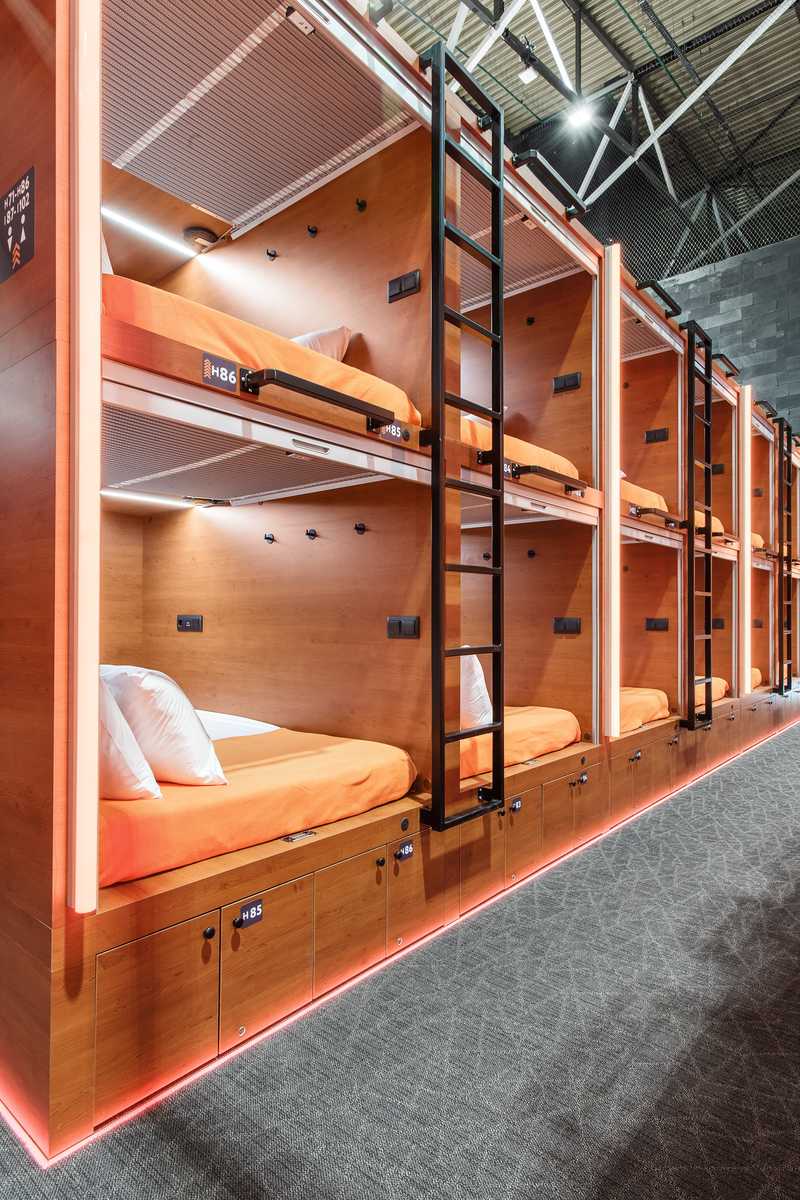 Gallery image - 2044