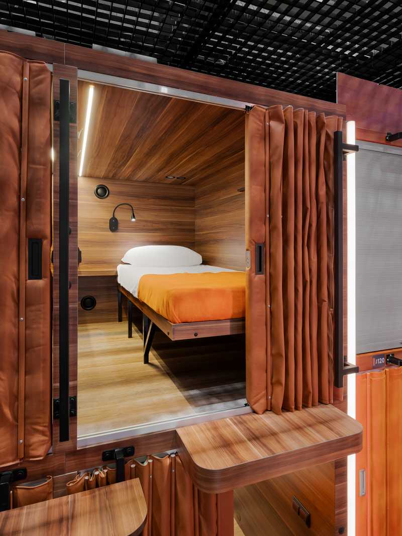 Gallery image - 2081